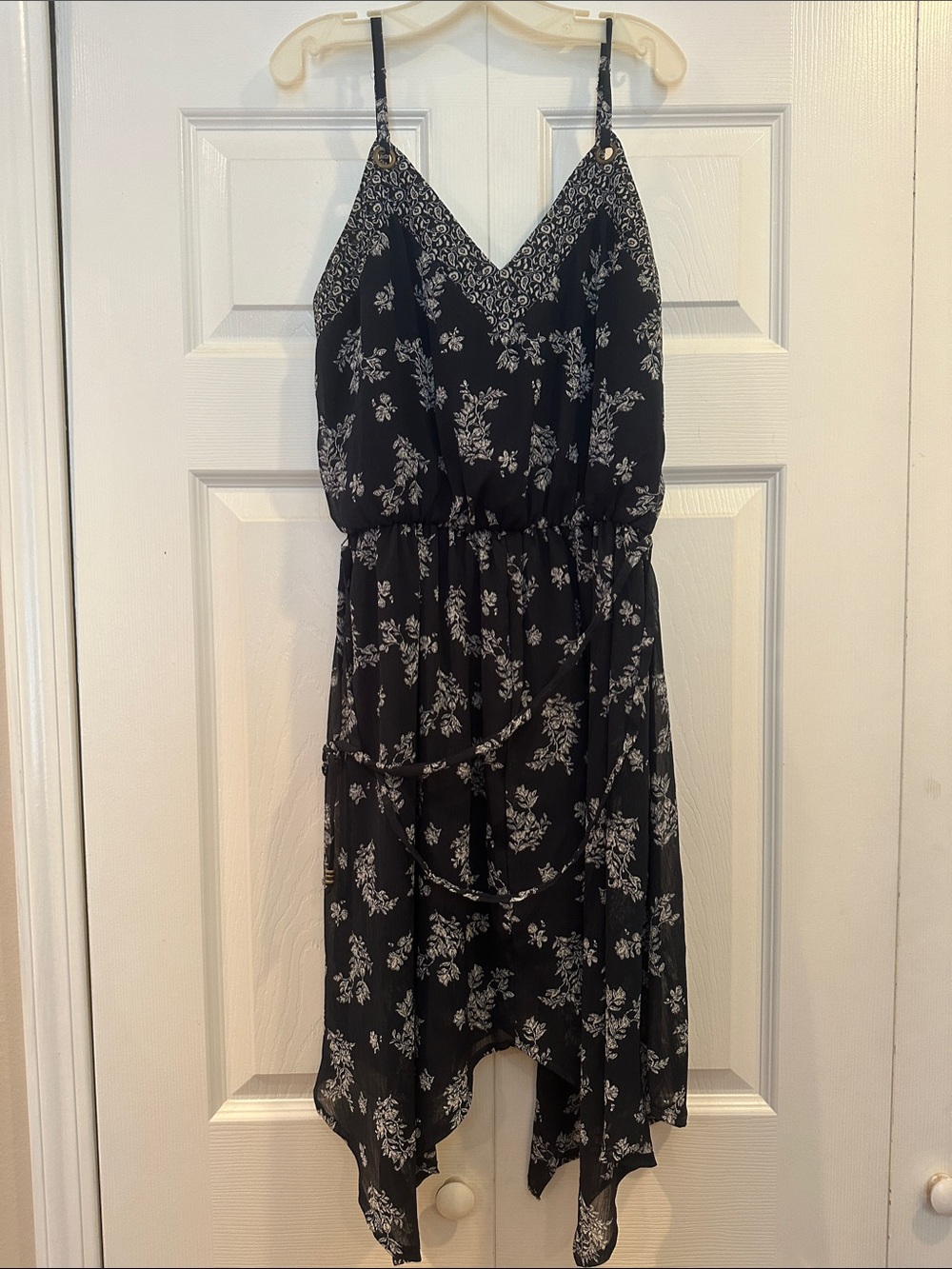 Dark blue Floral Spaghetti Strap Handkerchief Hem Dress